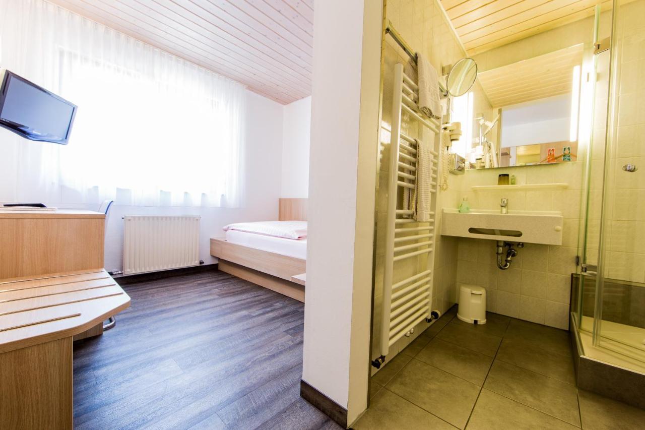 Hotel Zur Post Heilbronn Bagian luar foto