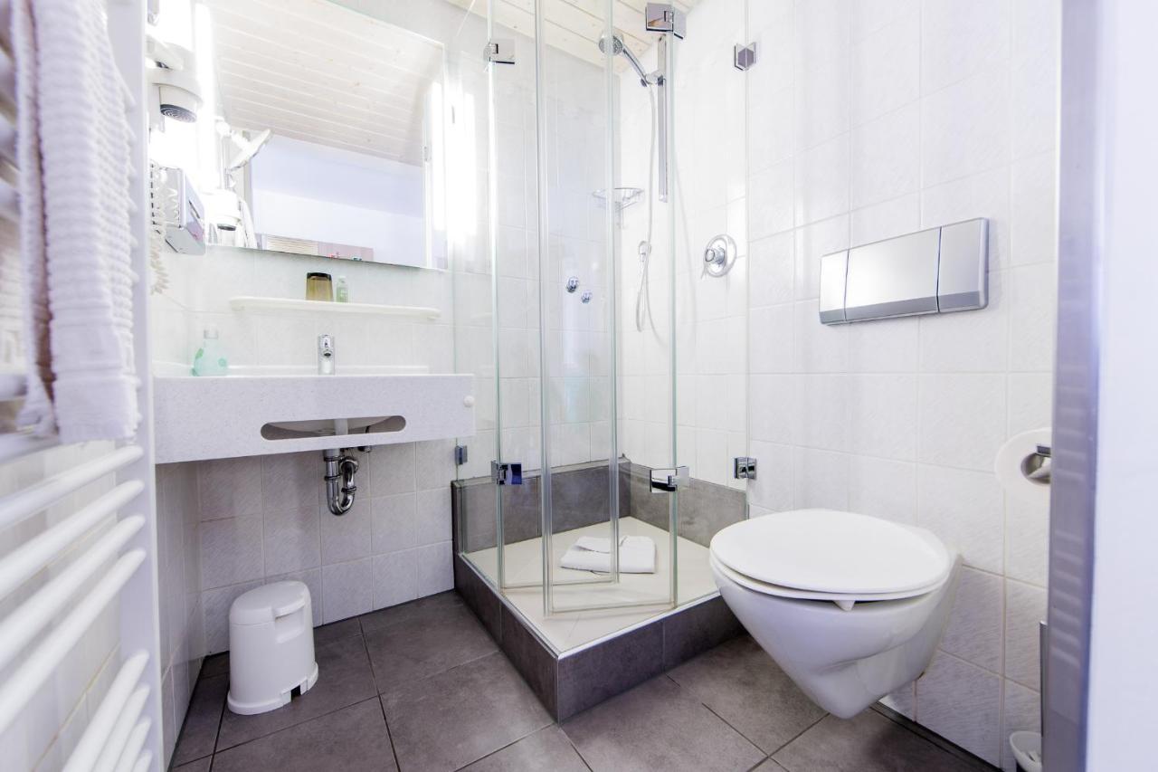 Hotel Zur Post Heilbronn Bagian luar foto